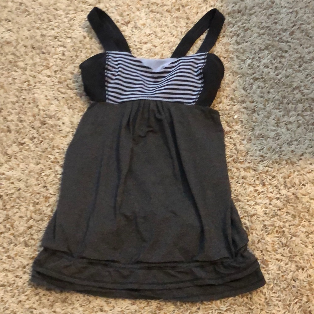 Lululemon tank